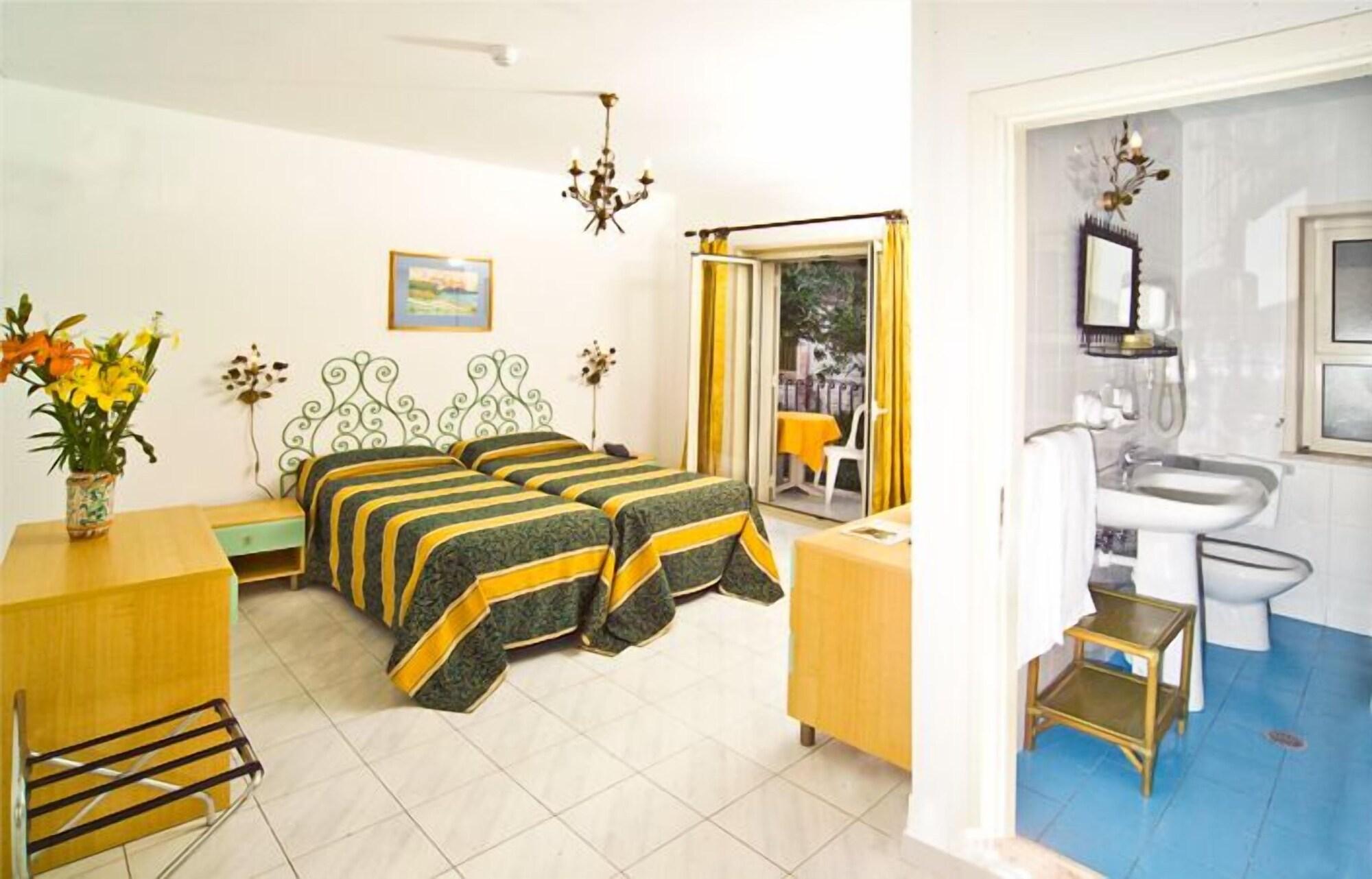 Hotel da Peppe Letojanni Buitenkant foto