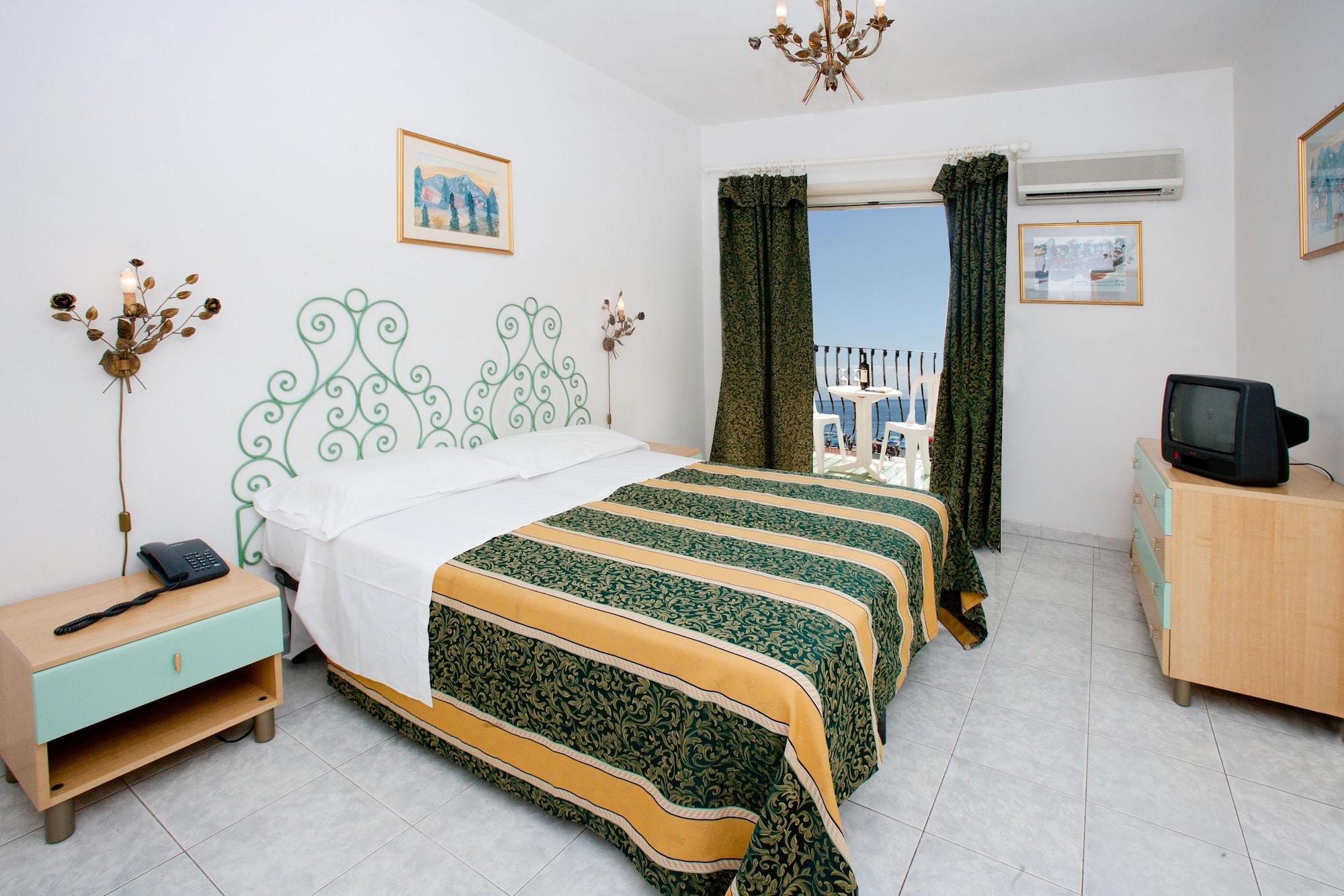 Hotel da Peppe Letojanni Buitenkant foto