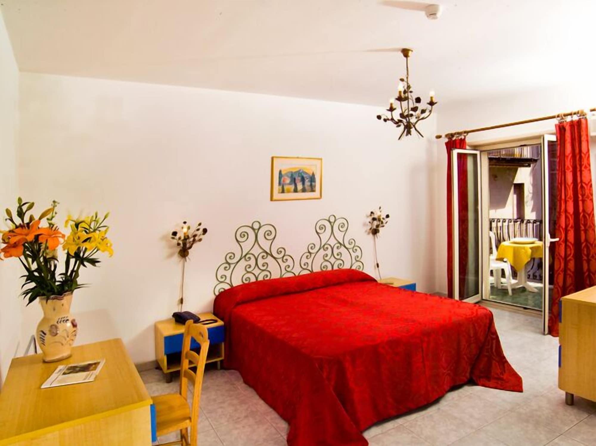 Hotel da Peppe Letojanni Buitenkant foto