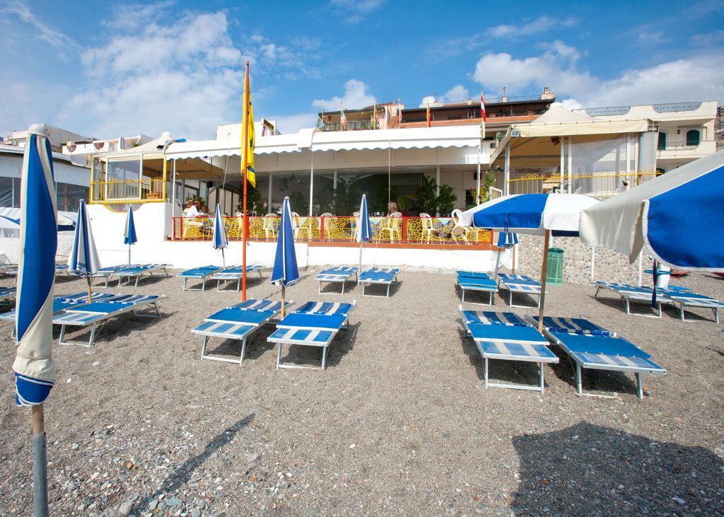Hotel da Peppe Letojanni Buitenkant foto