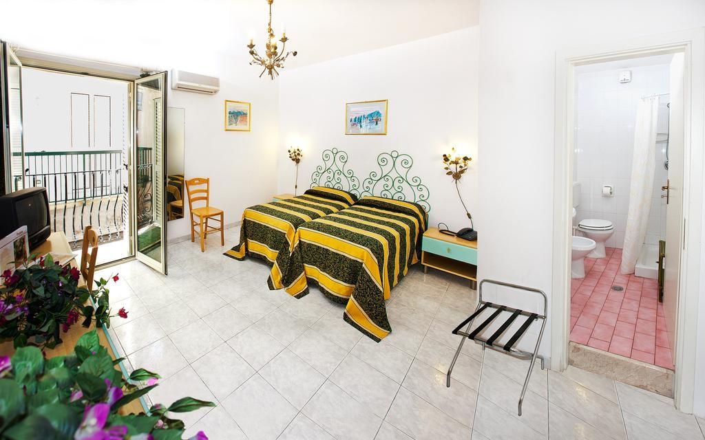 Hotel da Peppe Letojanni Buitenkant foto